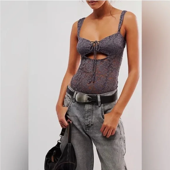 NWT Free People Strike A Pose Lace Thong Bodysuit Volcanic Glass Gray Size Small - Picture 2 of 9
